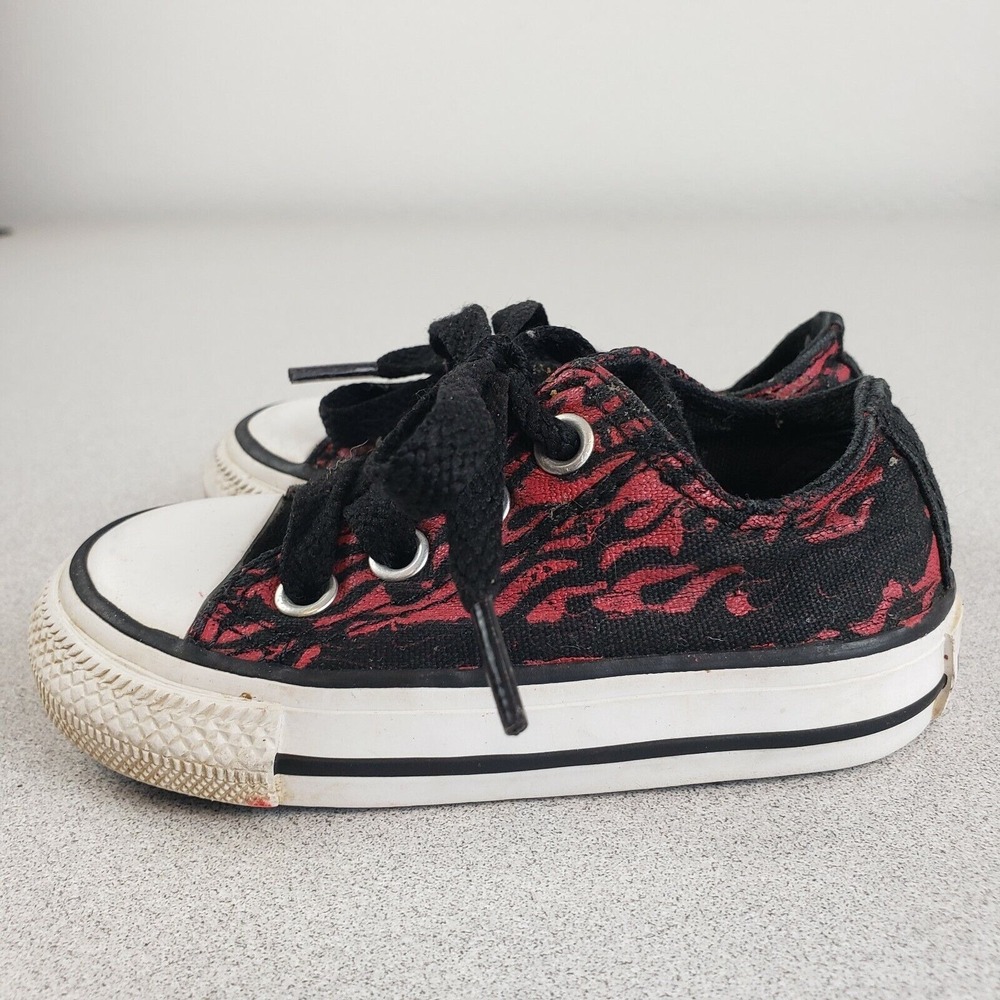 Converse Kids Chuck Taylor All Star 537080F Red Black Lace Up Sneaker Shoes Sz 4